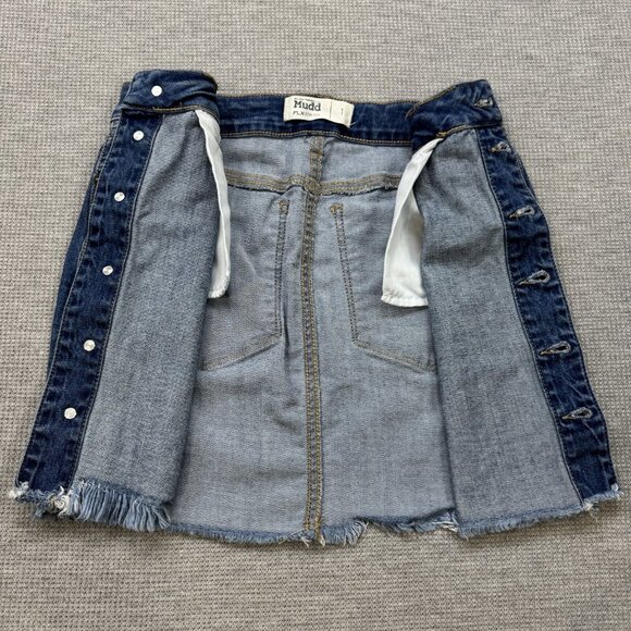 Mudd Womens Blue Distressed Denim Skirt Button Front FLX Stretch Raw Hem Size 1 - Picture 3 of 12